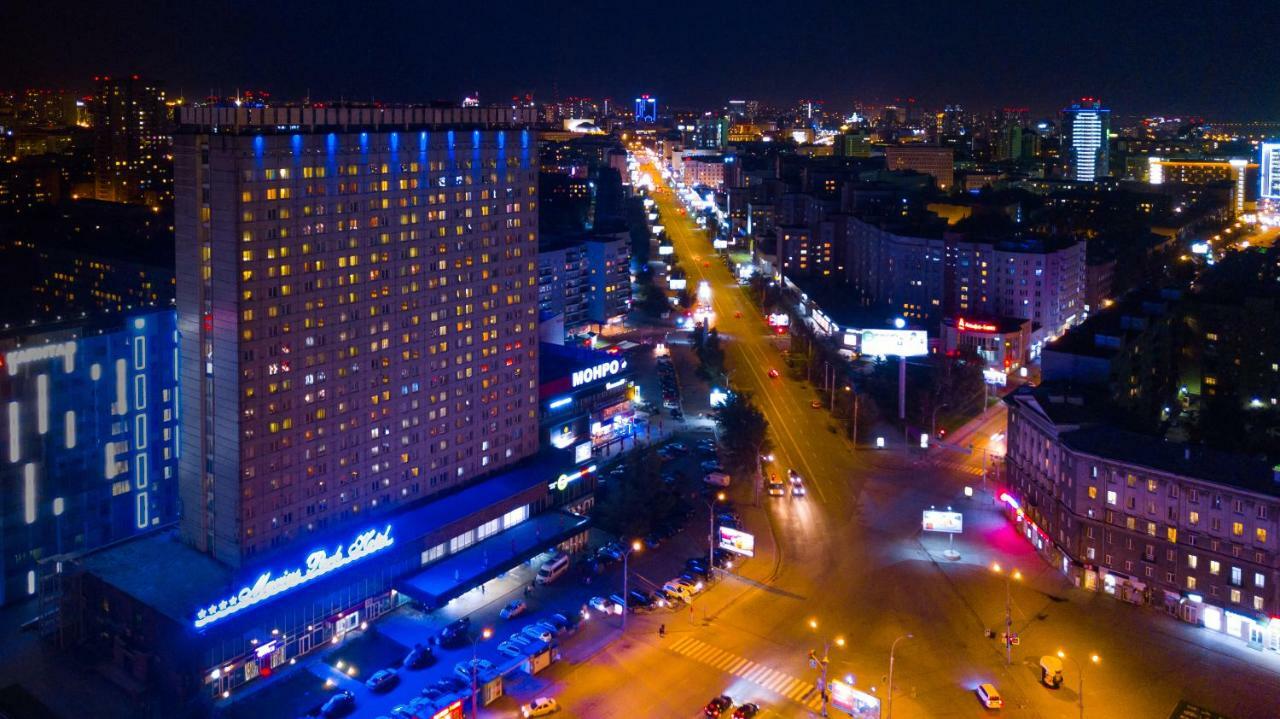 Marins Park Hotel Novosibirsk Dış mekan fotoğraf